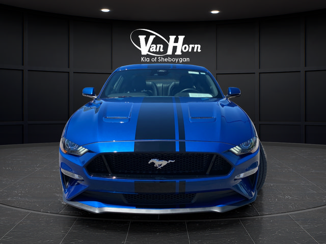 Used 2022 Ford Mustang GT Premium w/ Equipment Group 401A RWD image 2