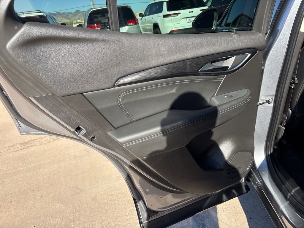 Used 2022 Buick Envision Essence w/ Technology Package I image 17