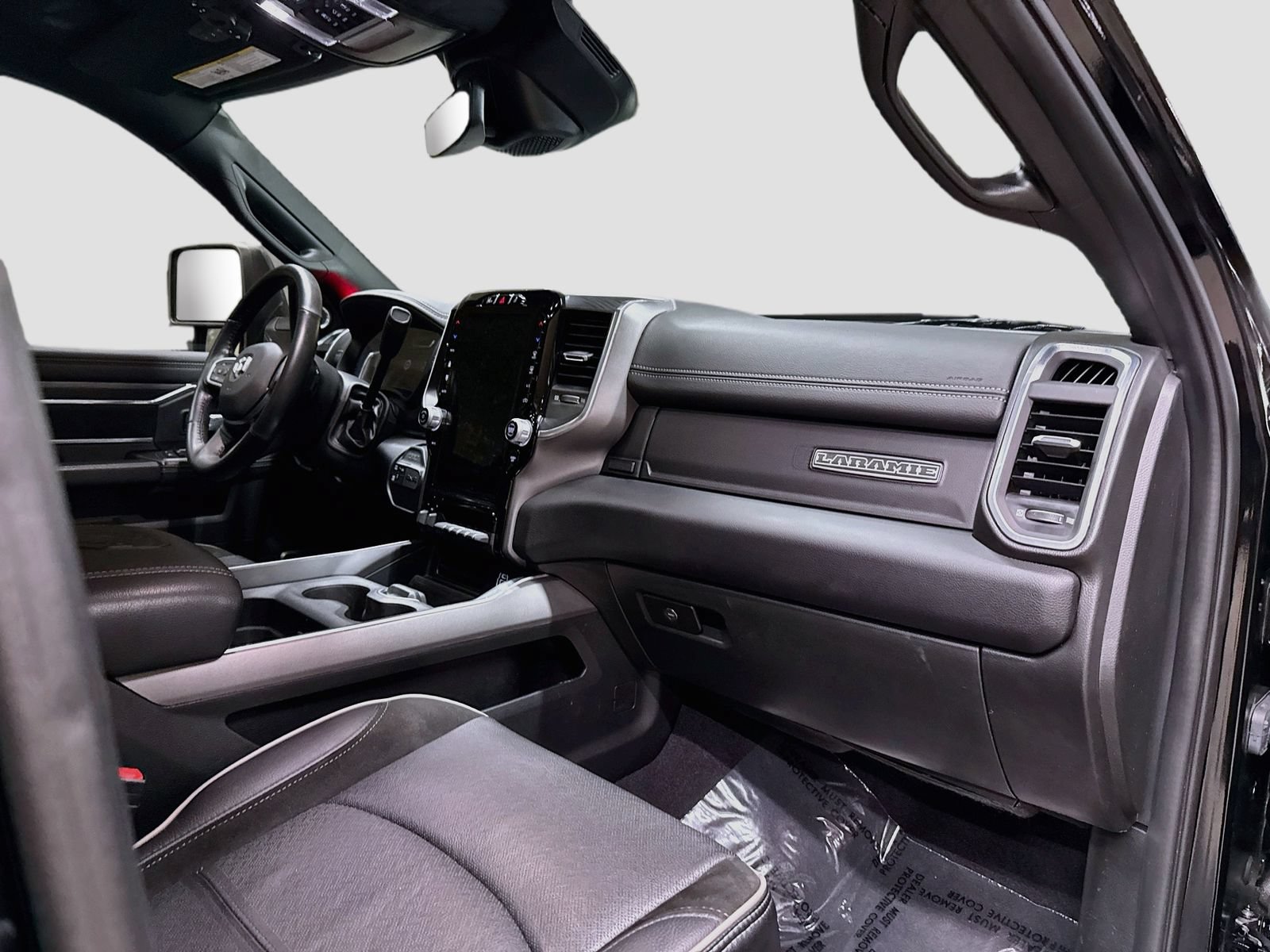 Used 2024 RAM 3500 Laramie w/ Night Edition AWD/4WD image 34