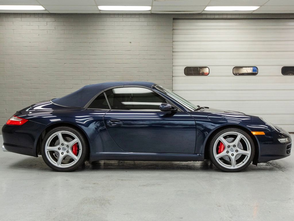 Used 2006 Porsche 911 Carrera S image 3