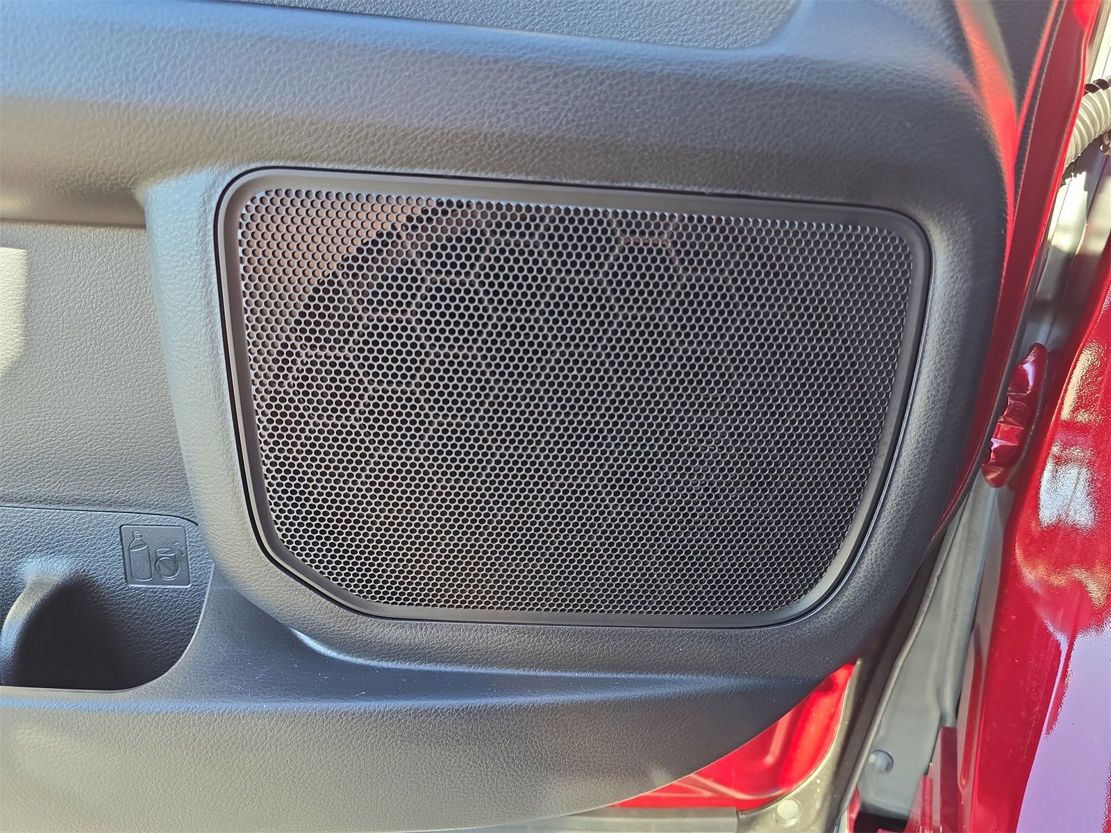 Used 2025 Toyota Sienna Platinum image 15