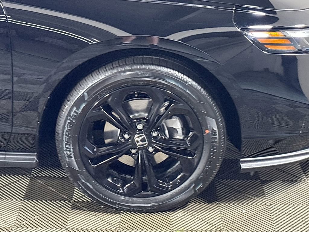 New 2025 Honda Accord SE image 24