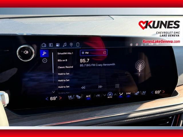 New 2026 Chevrolet Suburban High Country image 38