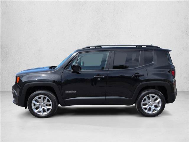 Used 2018 Jeep Renegade Latitude w/ Cold Weather Group AWD/4WD image 5