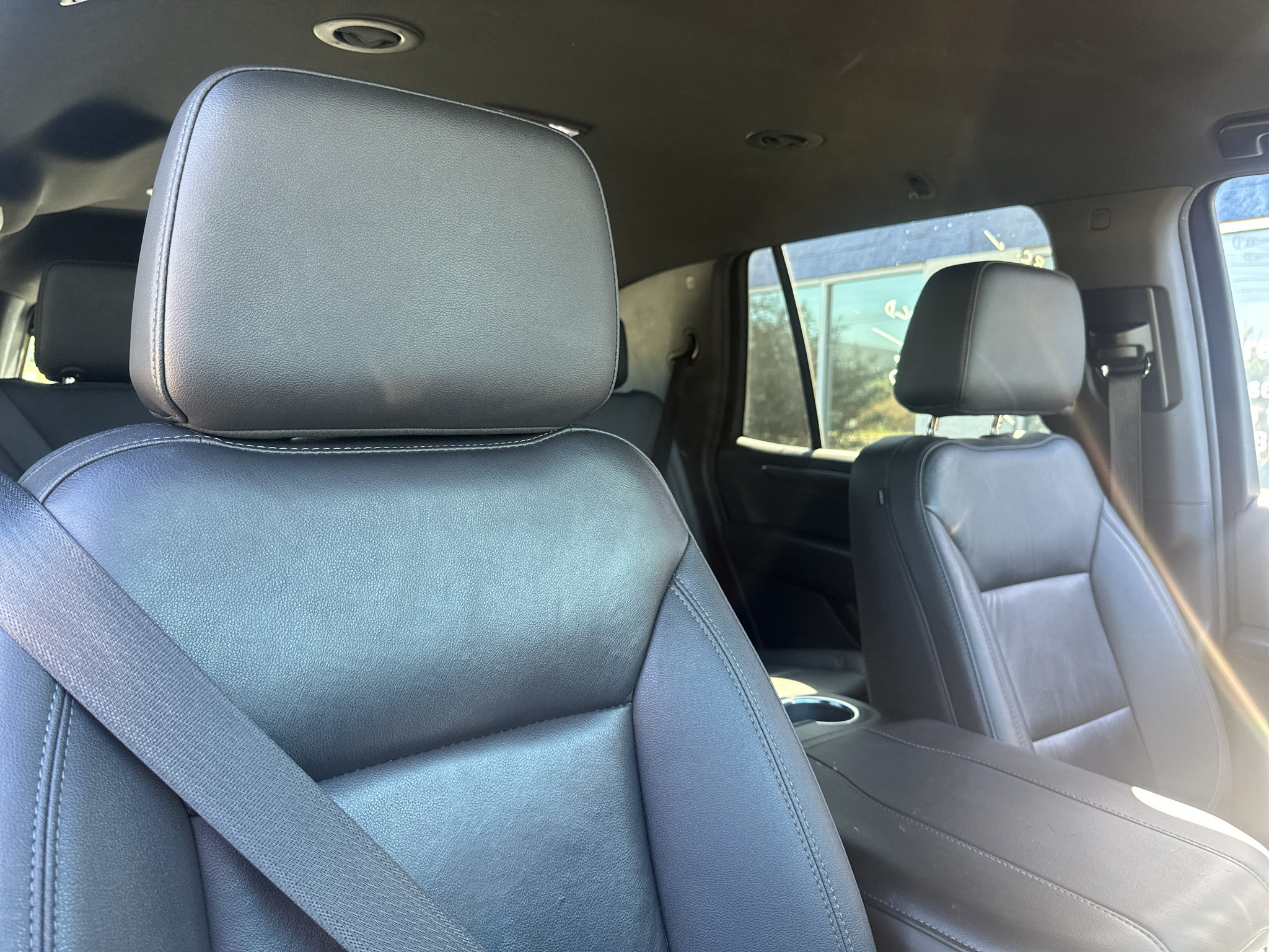 Used 2025 Chevrolet Tahoe Z71 AWD/4WD image 12