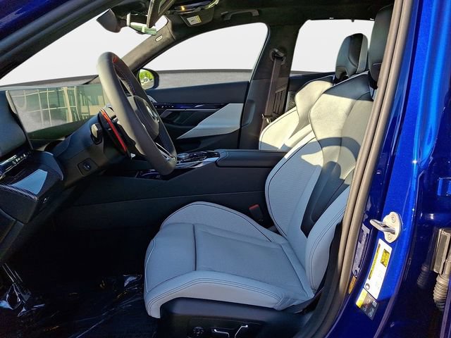 New 2026 BMW M5 w/ Carbon Package AWD/4WD image 11