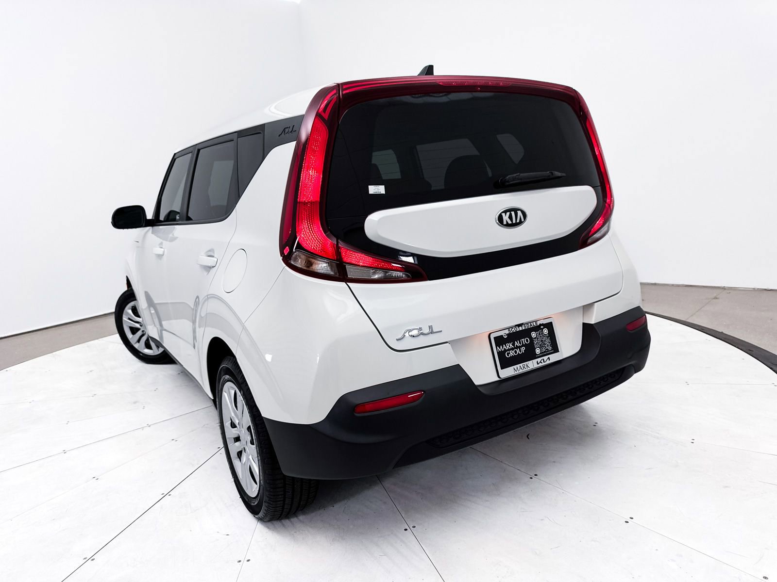 Used 2021 Kia Soul LX image 6