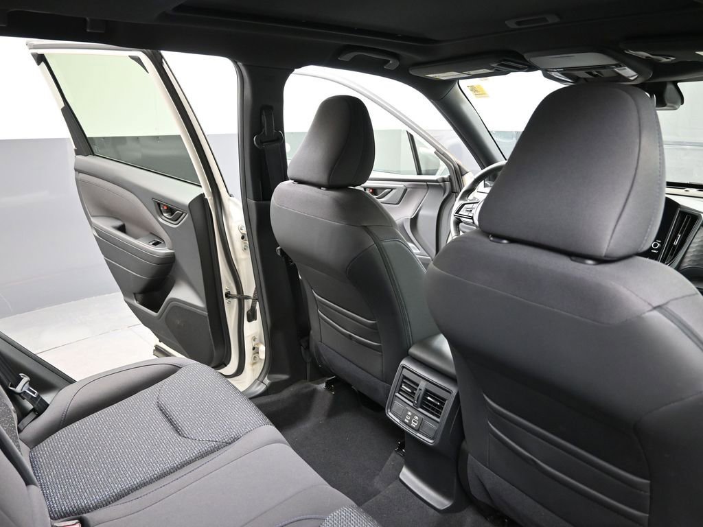 Certified 2025 Subaru Forester Premium image 15