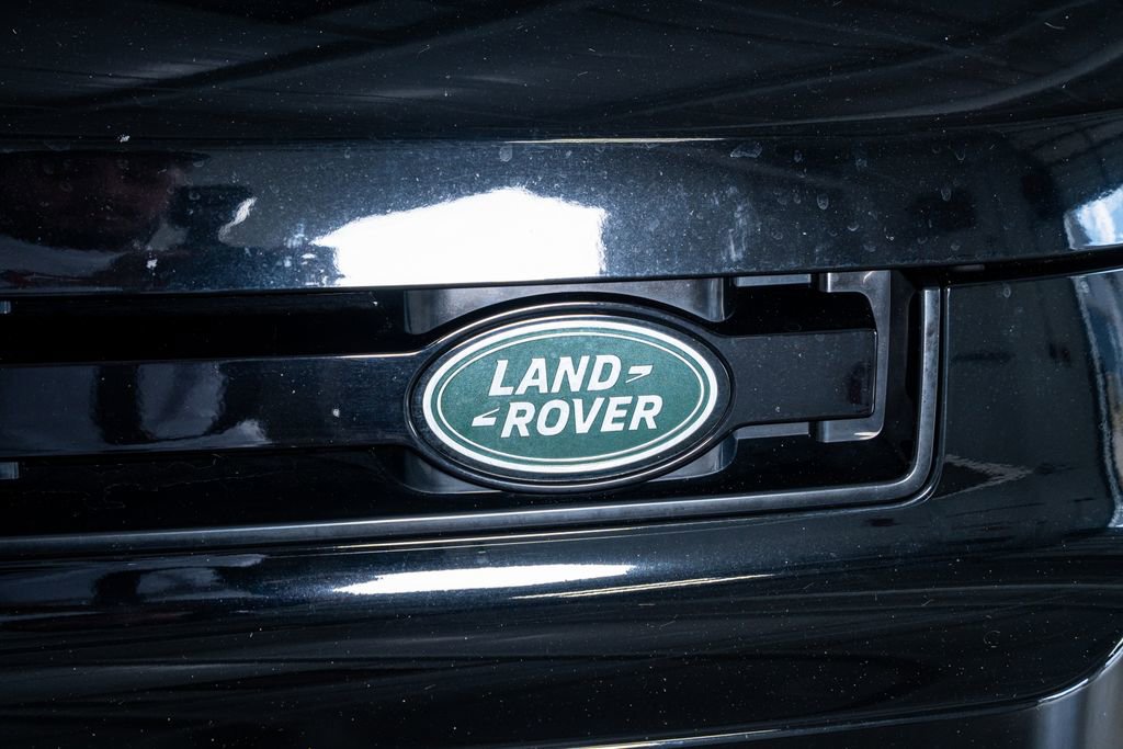 Used 2022 Land Rover Defender 90 X image 16
