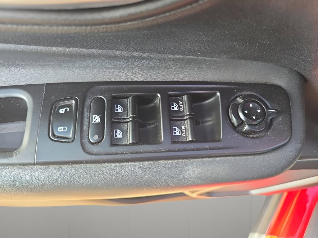 Used 2022 Jeep Renegade Latitude w/ Convenience Group image 11