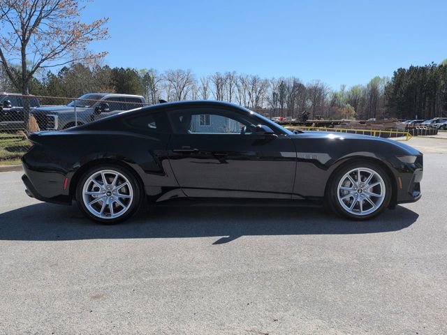 Certified 2025 Ford Mustang GT Premium image 3