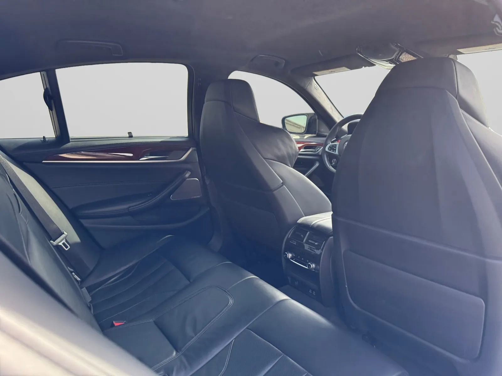 Used 2021 BMW M5 w/ Executive Package AWD/4WD image 32