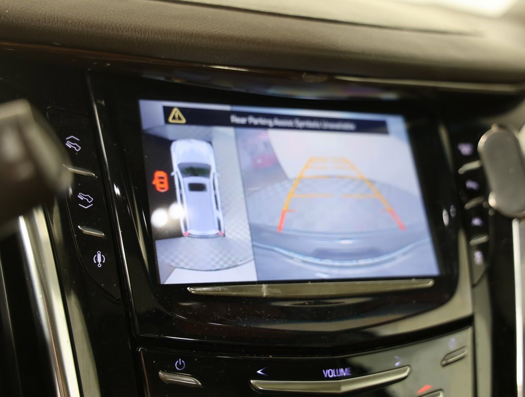 Used 2016 Cadillac Escalade Luxury image 12