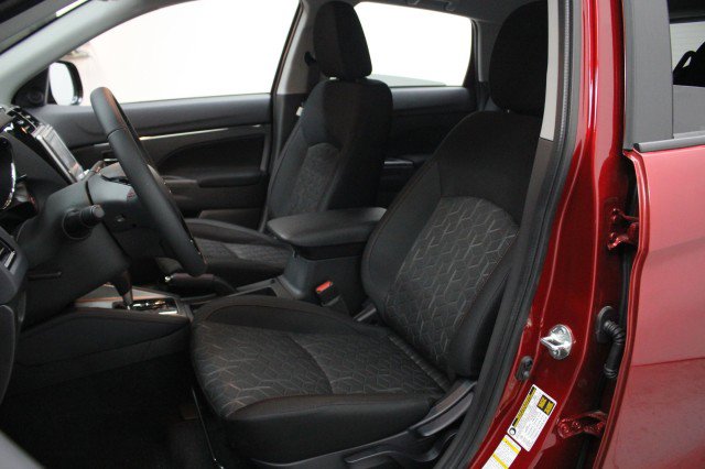 New 2026 Mitsubishi Outlander Sport LE AWD/4WD image 7