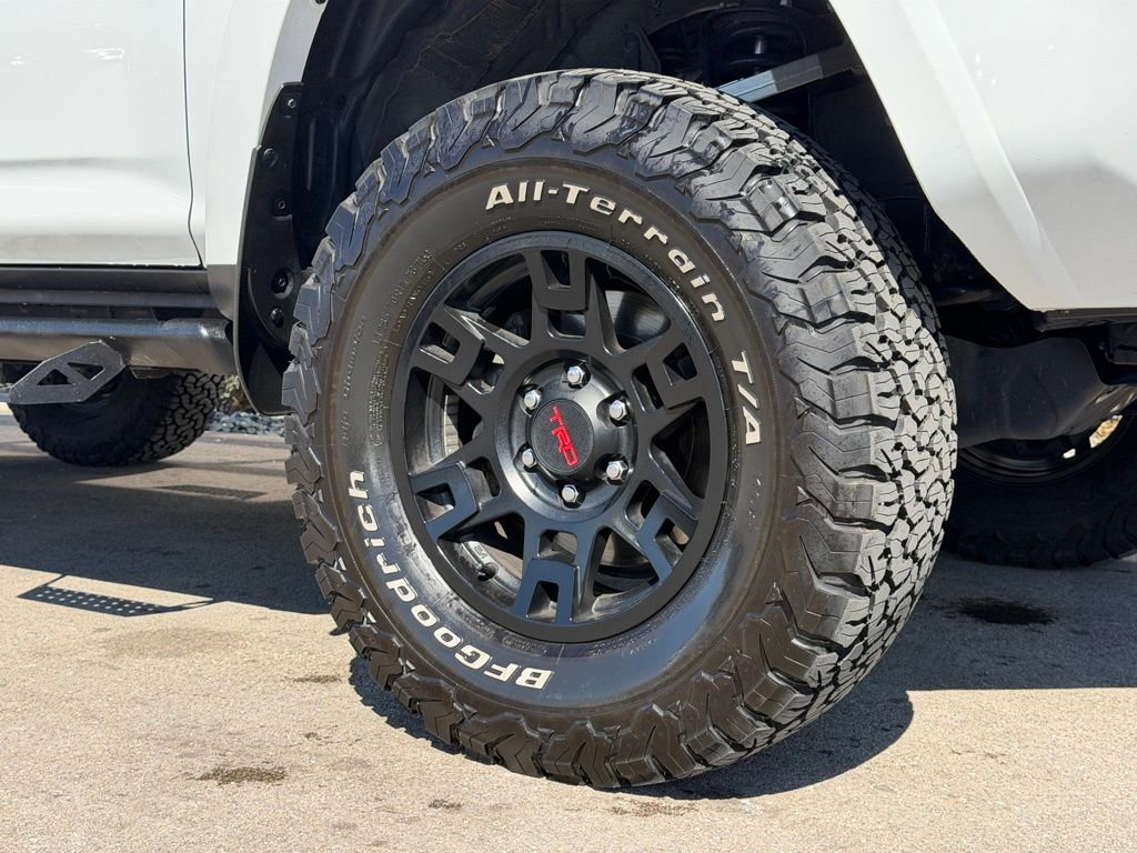 Used 2023 Toyota 4Runner TRD Off-Road Premium w/ Off Road Premium Plus Package image 30