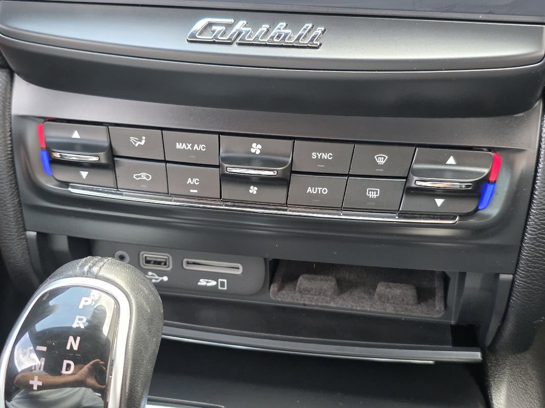 Used 2017 Maserati Ghibli RWD image 17