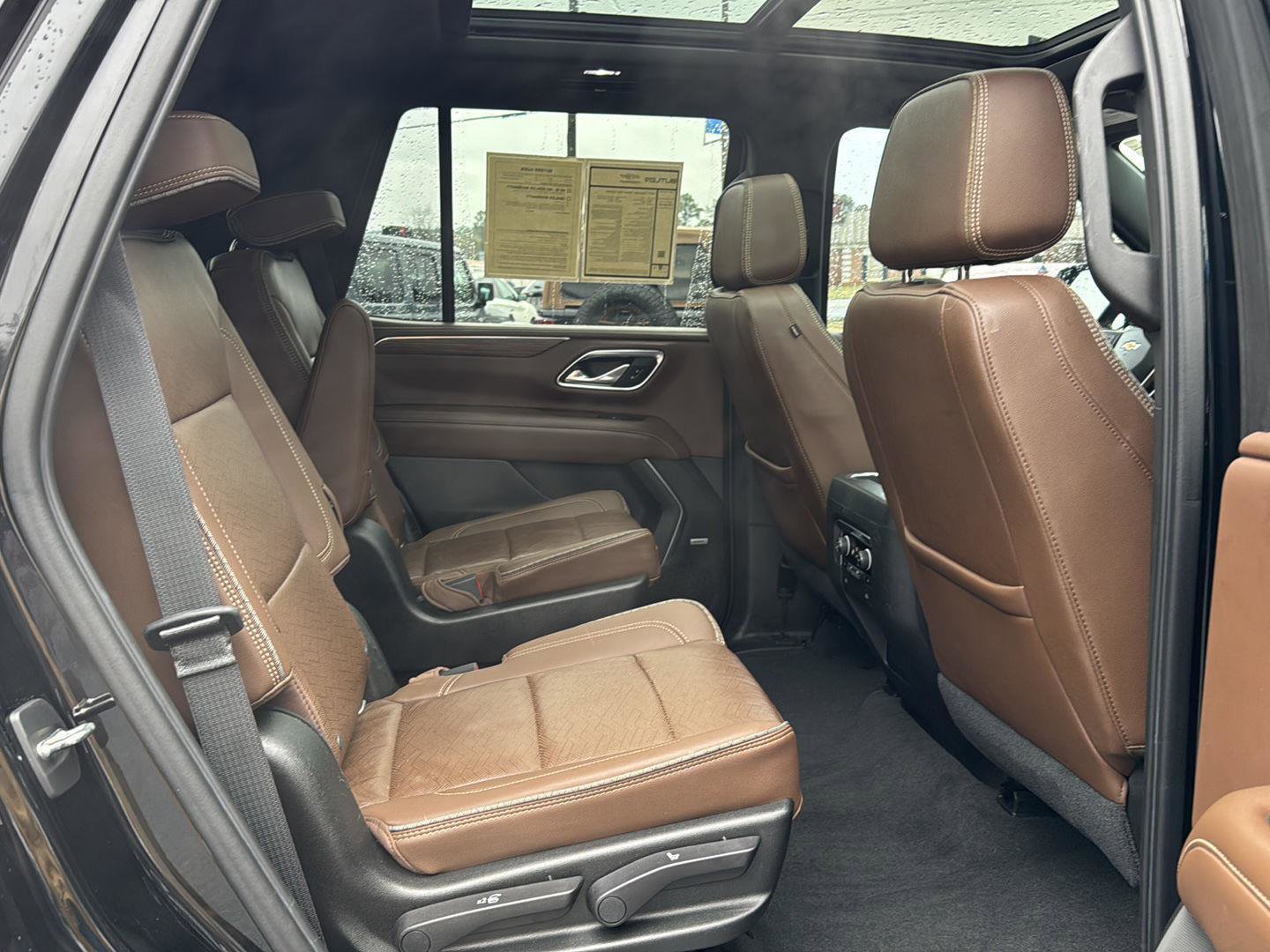 Certified 2021 Chevrolet Tahoe High Country w/ Premium Package image 11