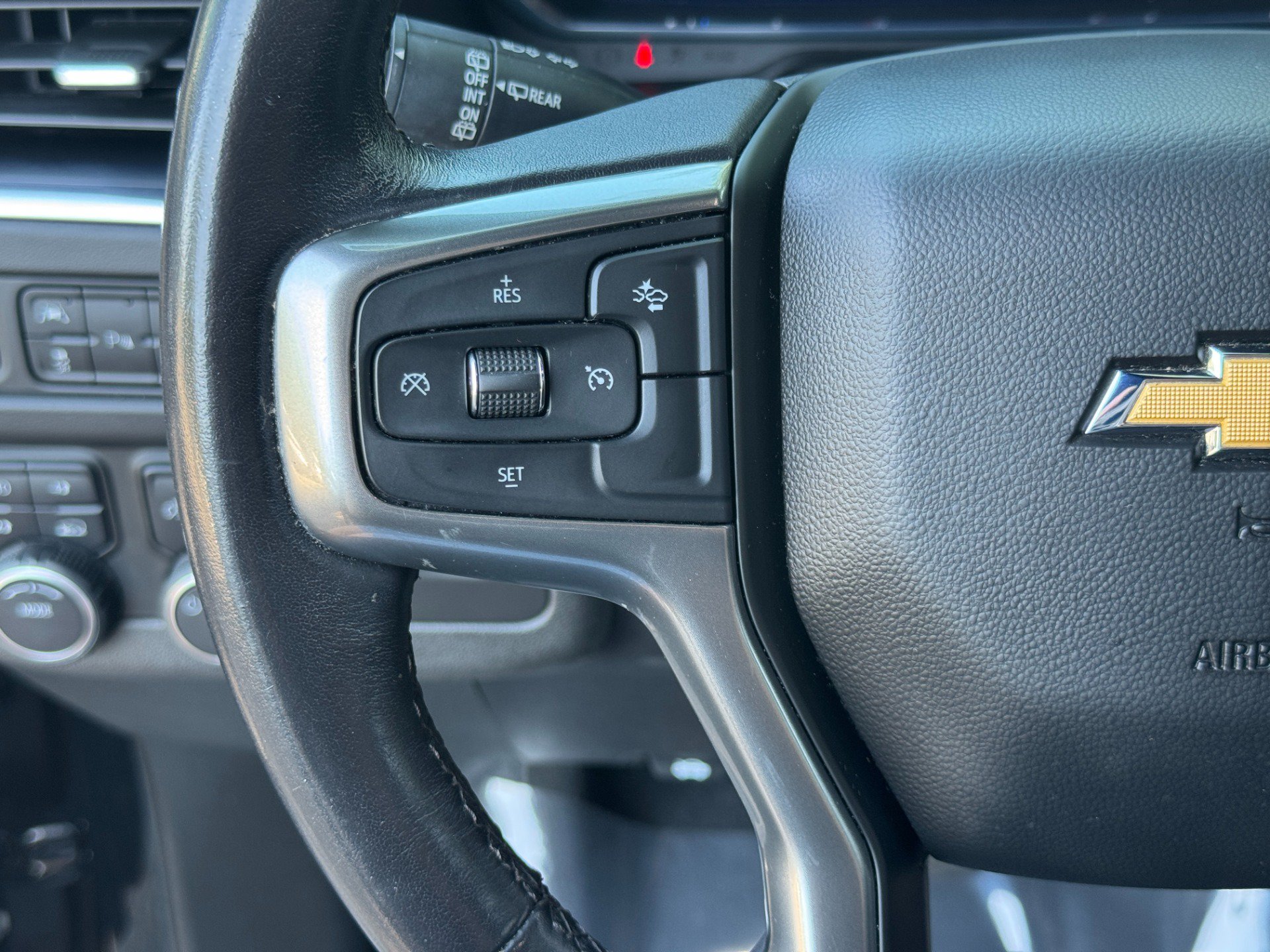 Used 2022 Chevrolet Tahoe LT AWD/4WD image 36