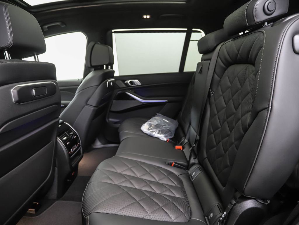 New 2026 BMW X7 xDrive40i image 21