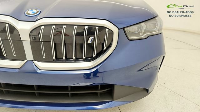 Used 2025 BMW i5 eDrive40i RWD image 25