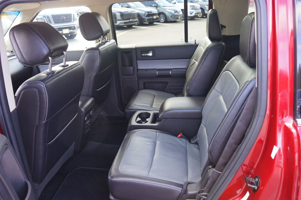 Used 2013 Ford Flex Limited image 17