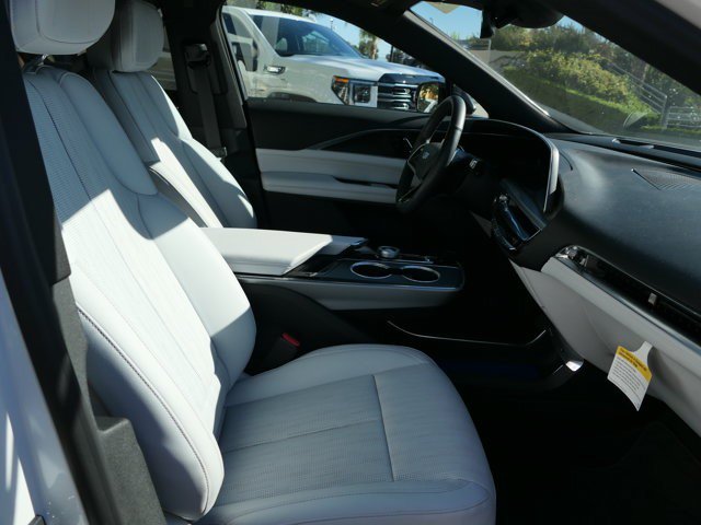 Certified 2024 Cadillac Lyriq Sport AWD/4WD image 29