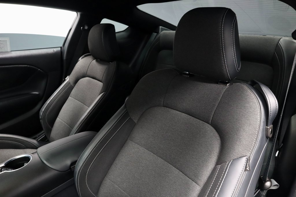 Used 2025 Ford Mustang EcoBoost image 24