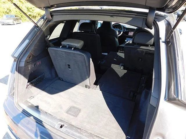 Used 2022 Audi SQ7 Premium Plus w/ SQ7 Executive Package image 9