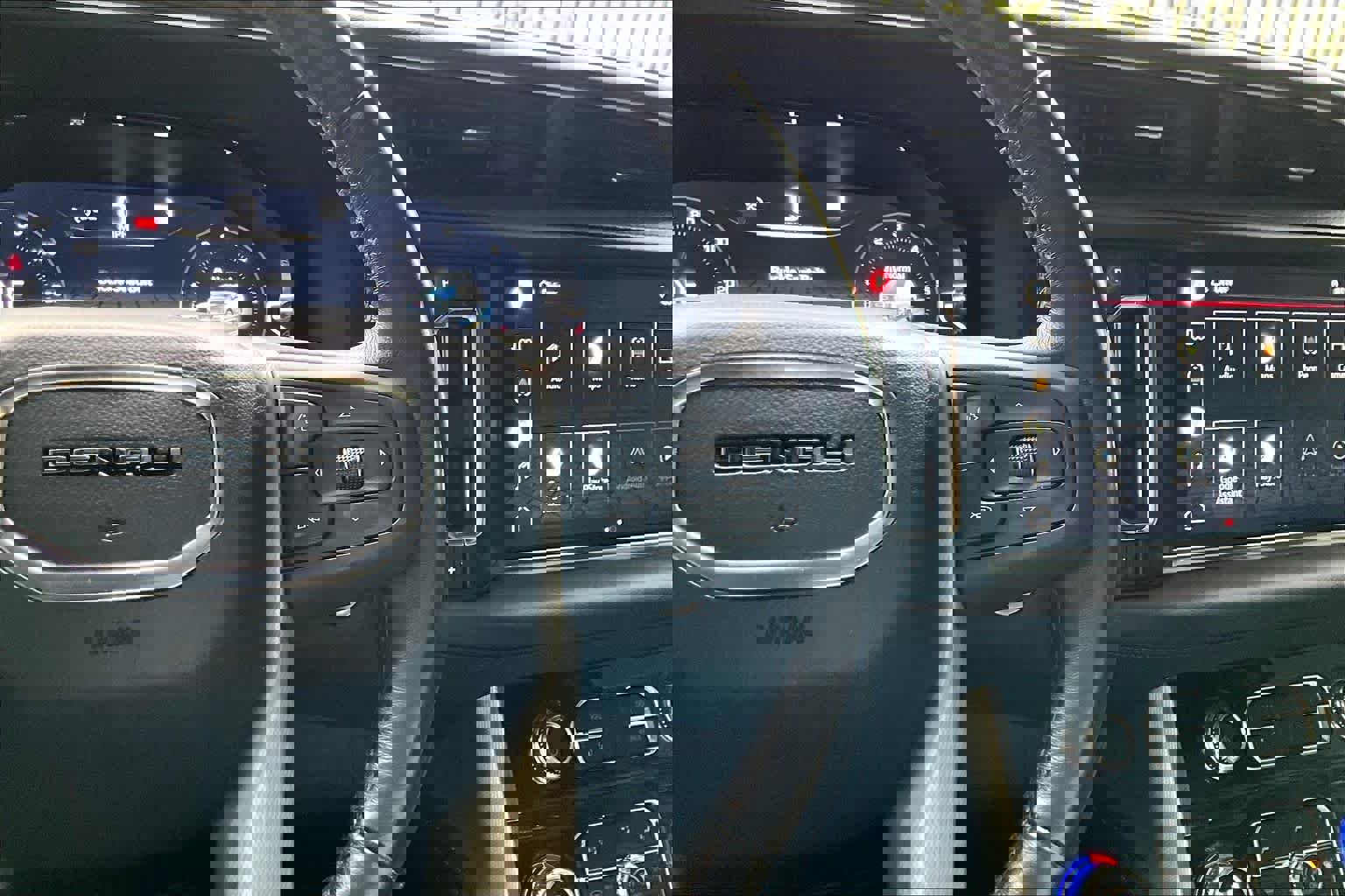 Used 2022 GMC Yukon Denali image 24