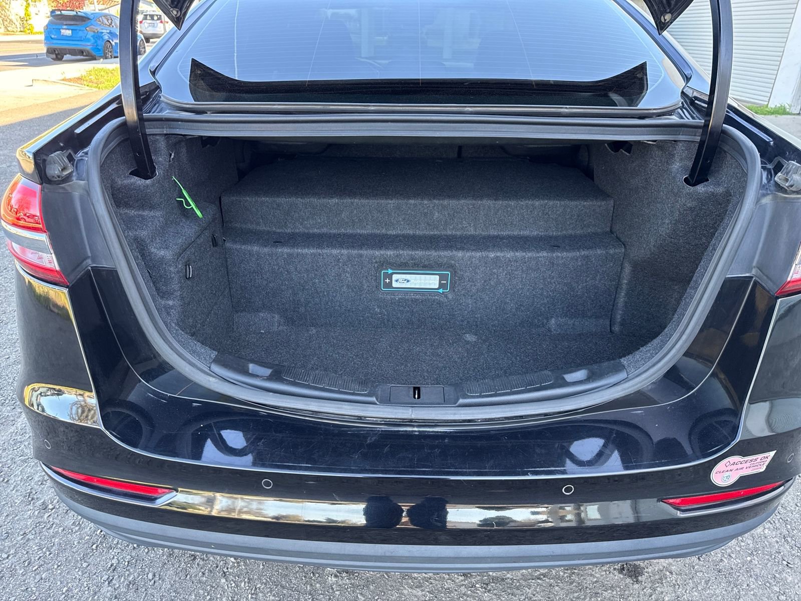 Used 2019 Ford Fusion Energi Titanium image 23