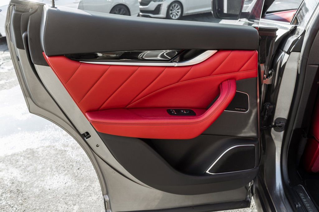 Used 2022 Maserati Levante GT image 35