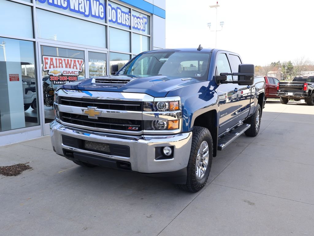 Used 2018 Chevrolet Silverado 2500 LT w/ LT Convenience Package image 6