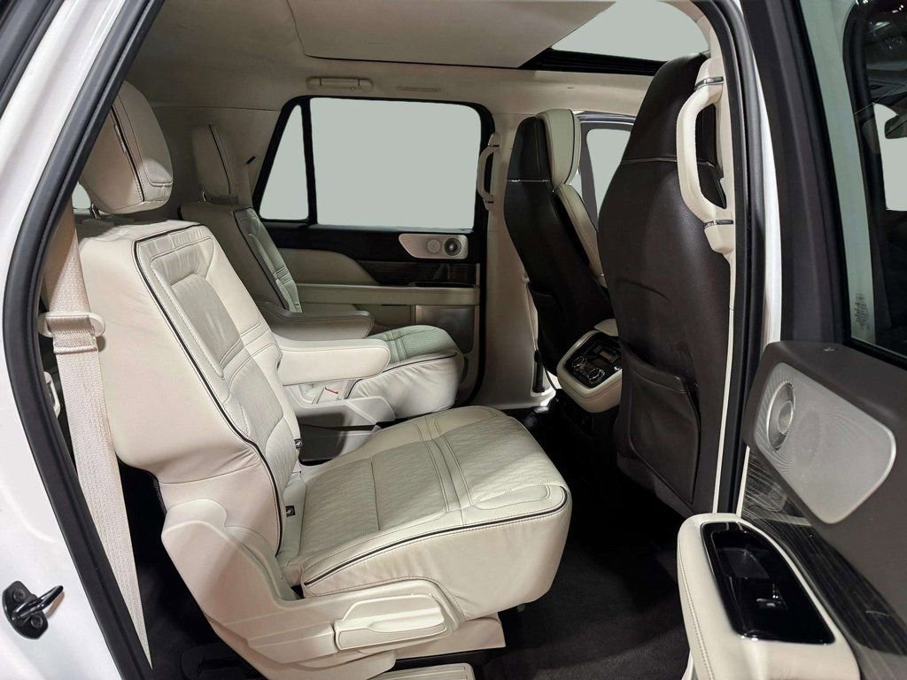 Used 2021 Lincoln Navigator L Black Label w/ Special Edition Package image 28