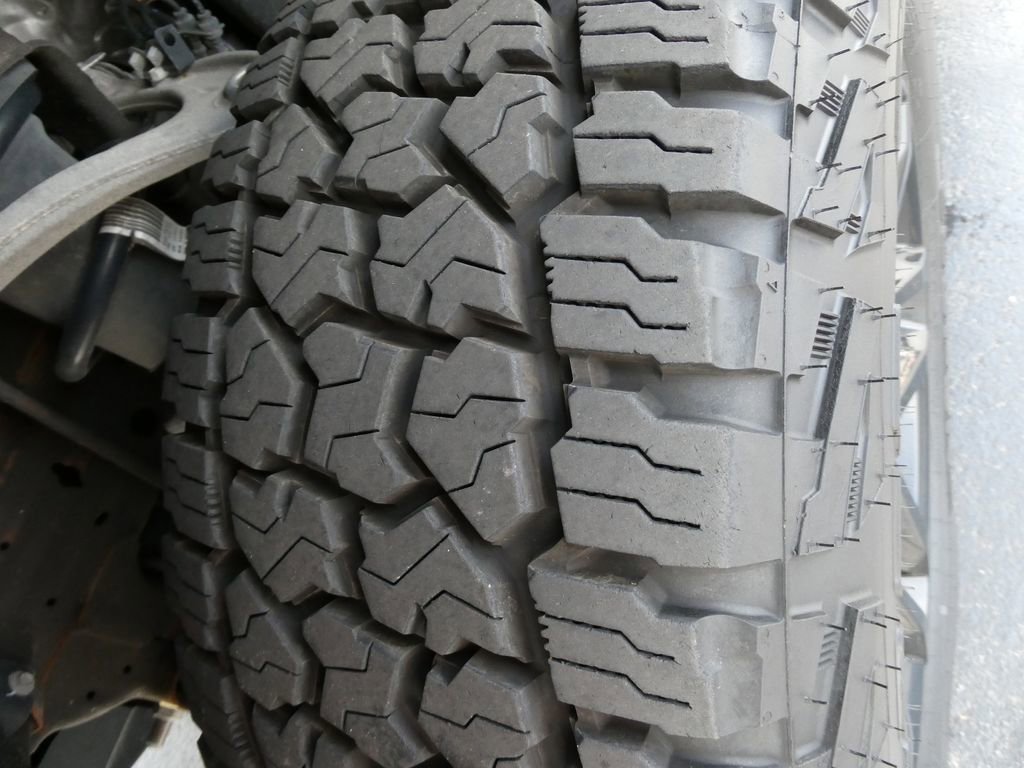 Certified 2021 Chevrolet Silverado 1500 LT Trail Boss w/ Convenience Package II image 11