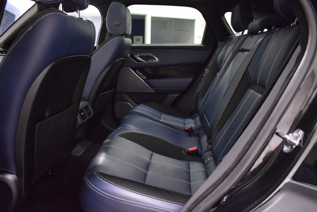 Used 2020 Land Rover Range Rover Velar R-Dynamic S image 13