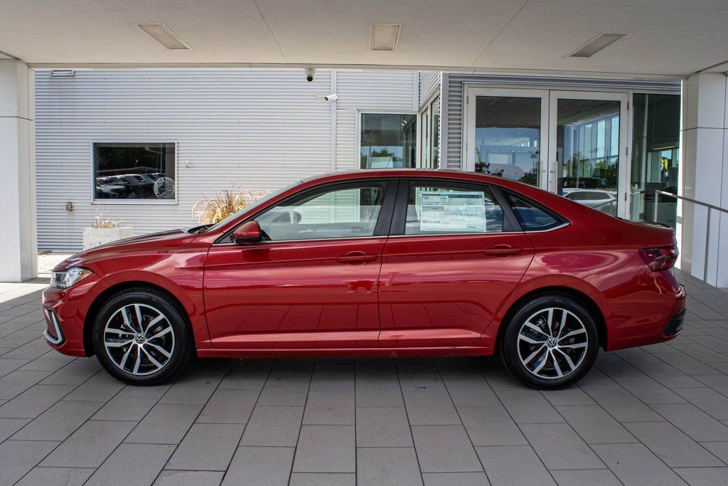 New 2025 Volkswagen Jetta SE image 11