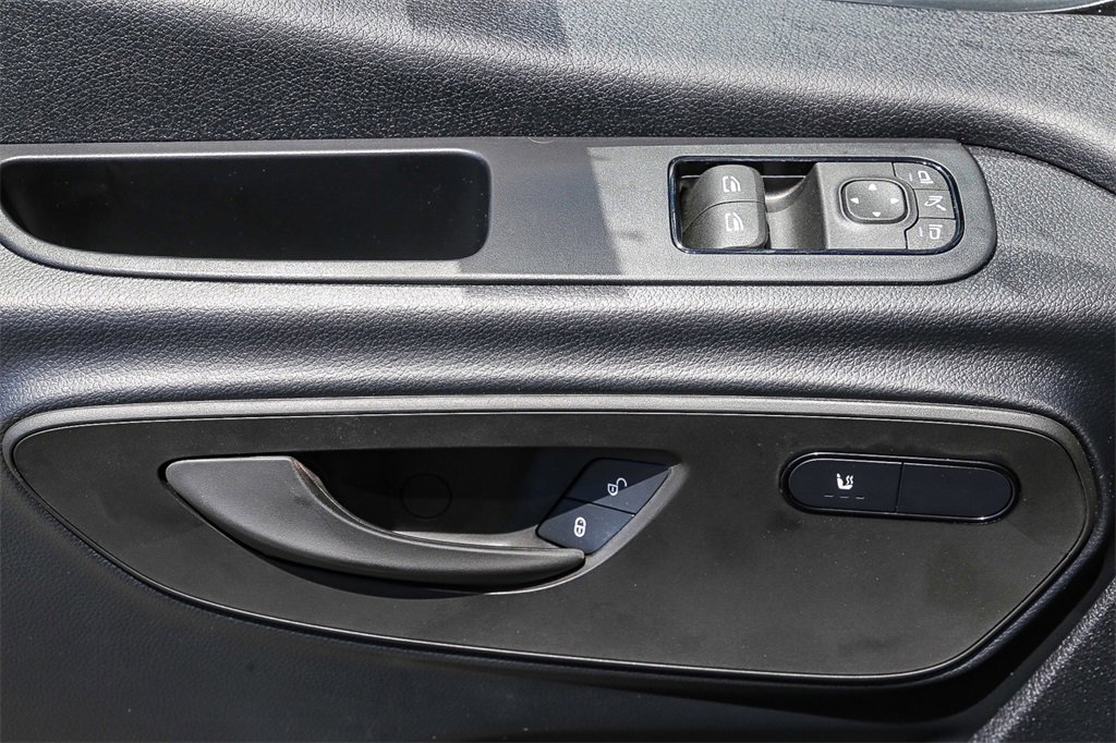 Used 2024 Mercedes-Benz eSprinter 170 Cargo image 20