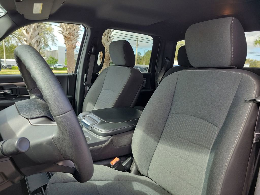 Used 2024 RAM 1500 Classic Warlock image 16