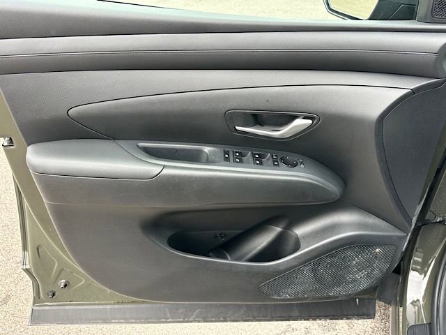 Used 2025 Hyundai Tucson SEL AWD/4WD image 16
