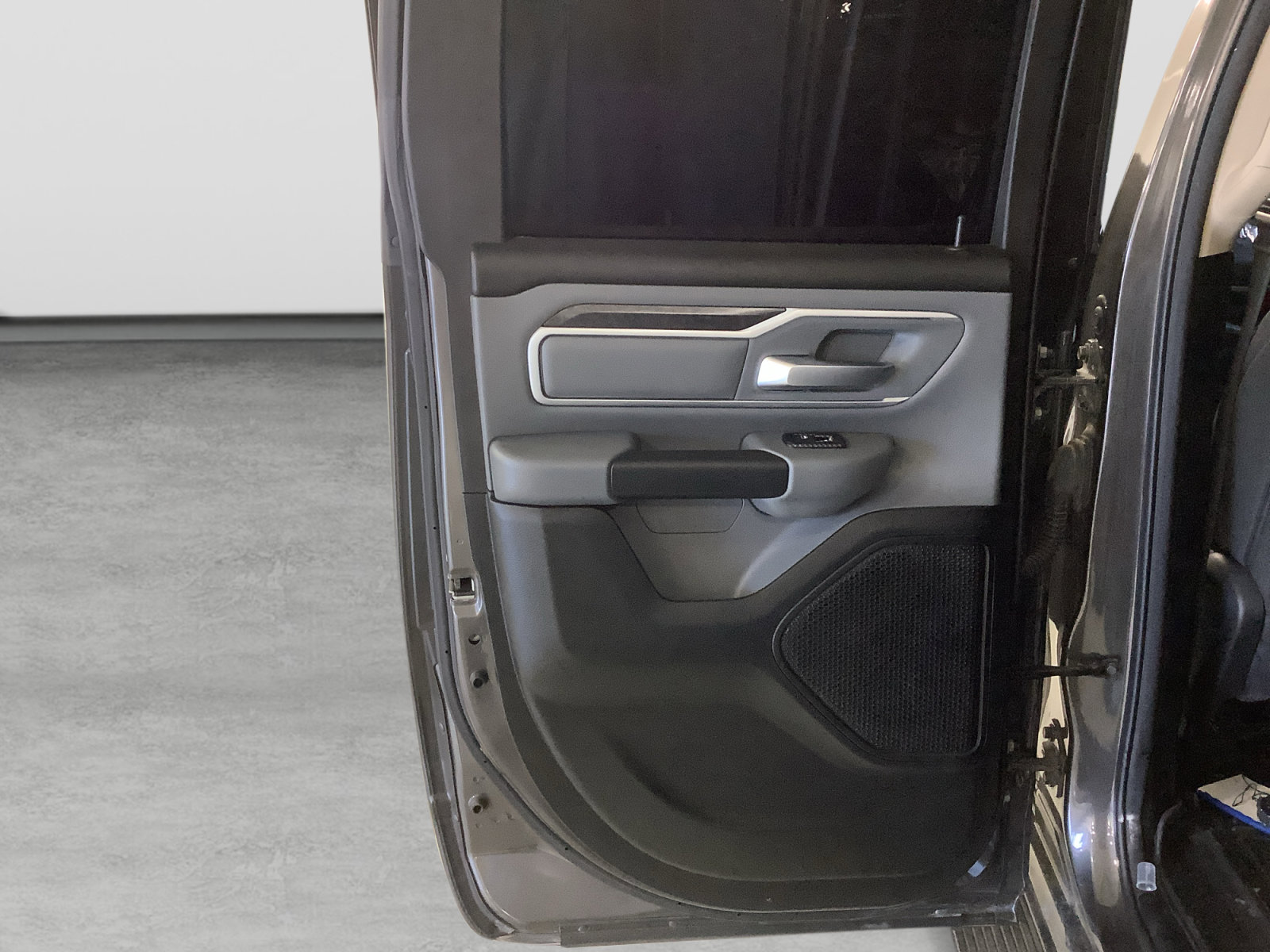 Used 2020 RAM 1500 Big Horn RWD image 10