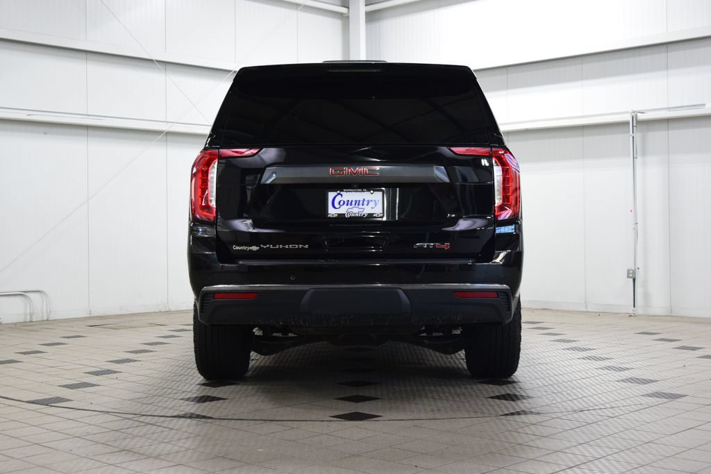 Used 2023 GMC Yukon XL AT4 w/ AT4 Premium Package AWD/4WD image 7