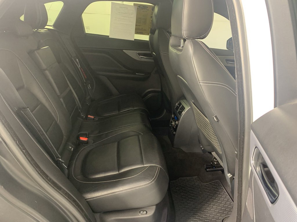 Used 2017 Jaguar F-PACE S AWD/4WD image 40