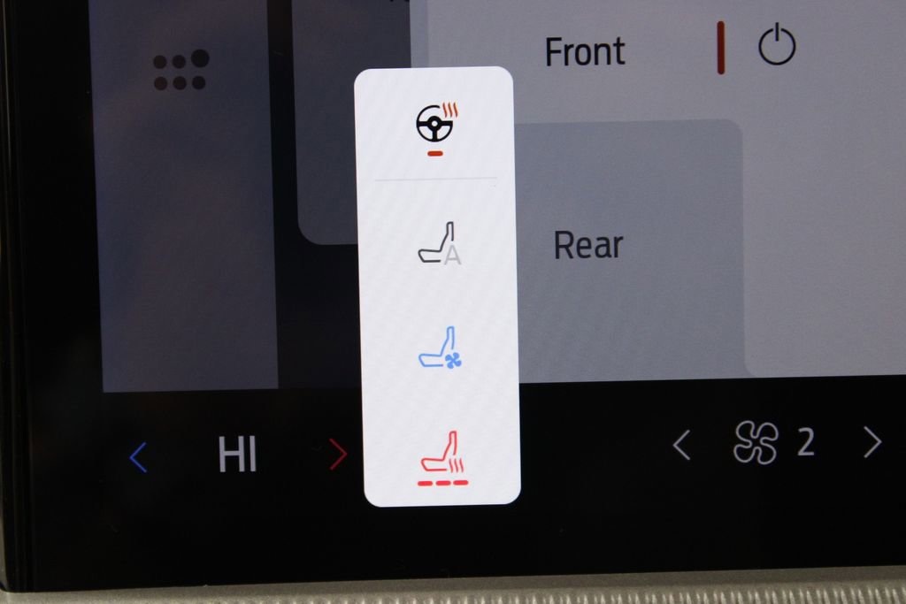 New 2026 Ford Explorer Platinum image 52