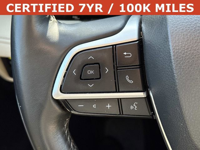 Used 2024 Toyota Highlander XLE AWD/4WD image 25