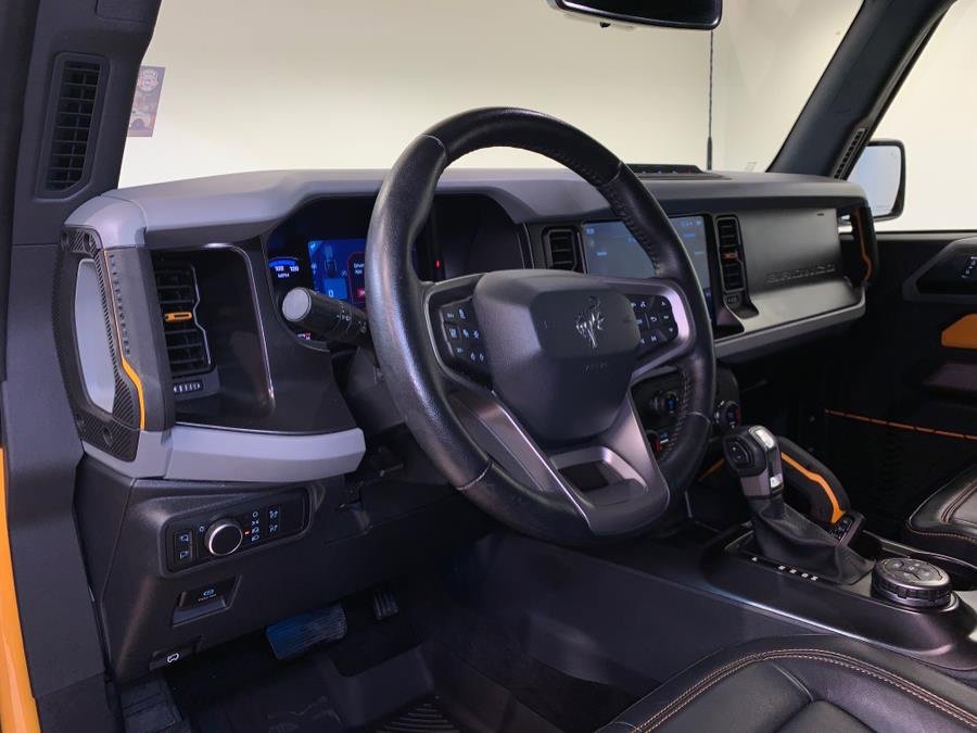 Used 2021 Ford Bronco Badlands image 11