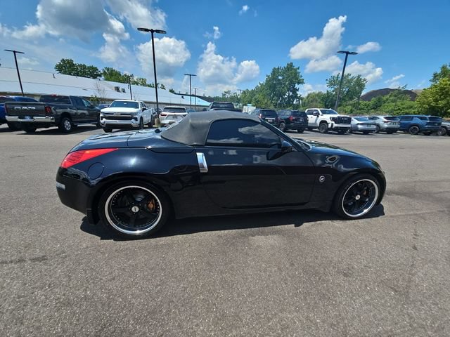 Used 2006 Nissan 350Z Grand Touring RWD image 10