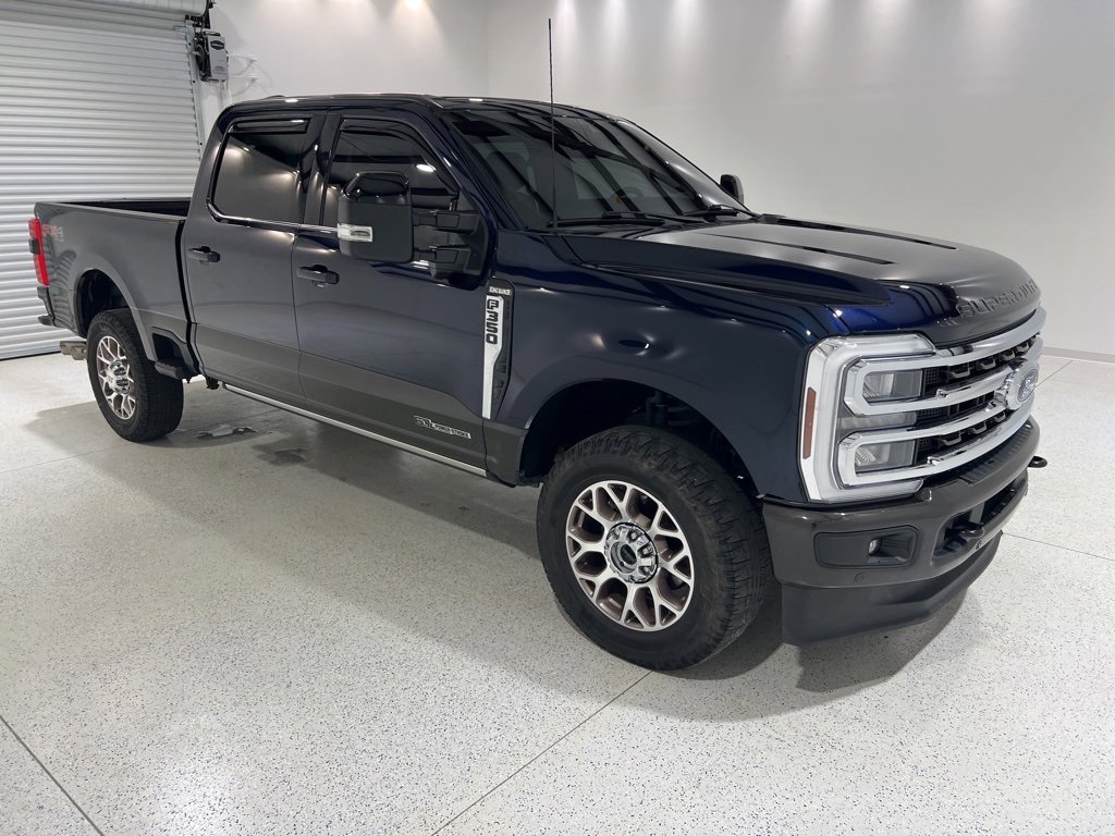 Used 2024 Ford F350 King Ranch w/ FX4 Off-Road Package image 6