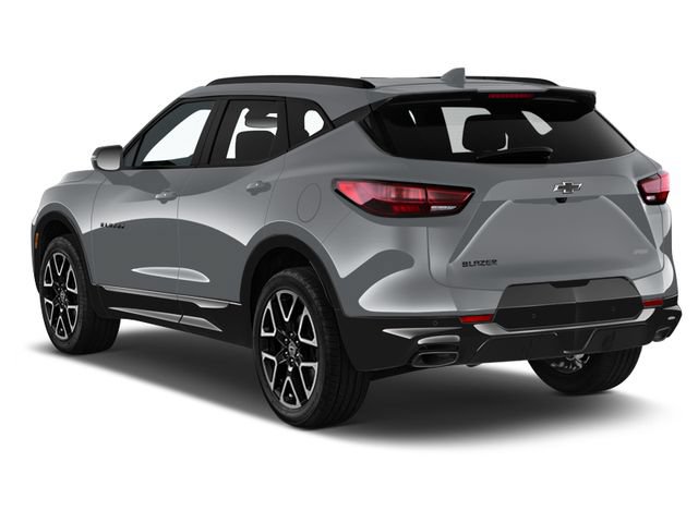 Used 2025 Chevrolet Blazer RS FWD image 2