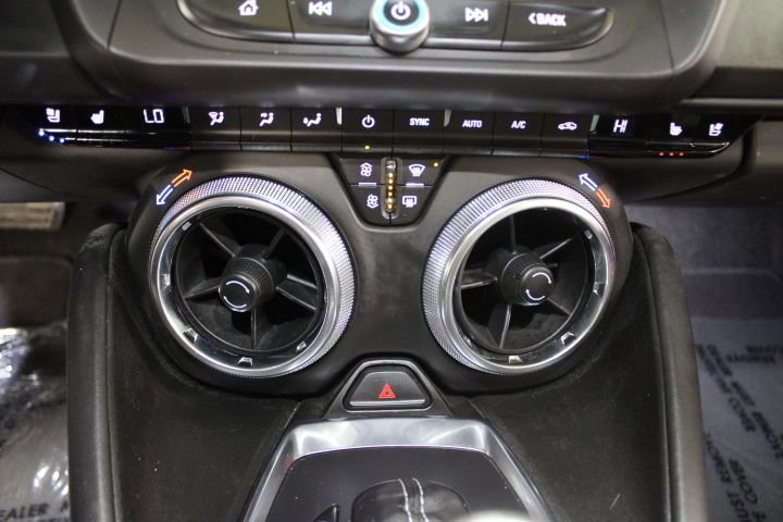 Used 2023 Chevrolet Camaro LT image 24