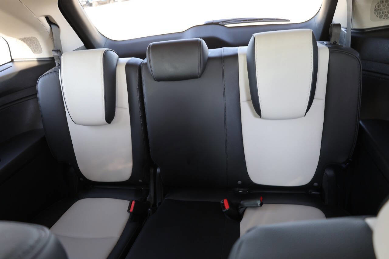 Used 2025 Honda Odyssey Elite image 17
